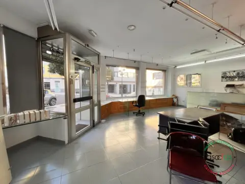 Local comercial en calle de Lope de Vega