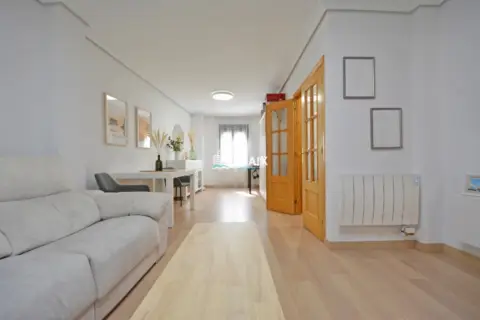 Piso en calle de San Justo