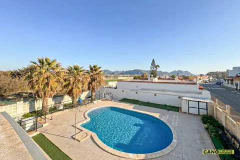 Dúplex en calle Isla Santa Elena