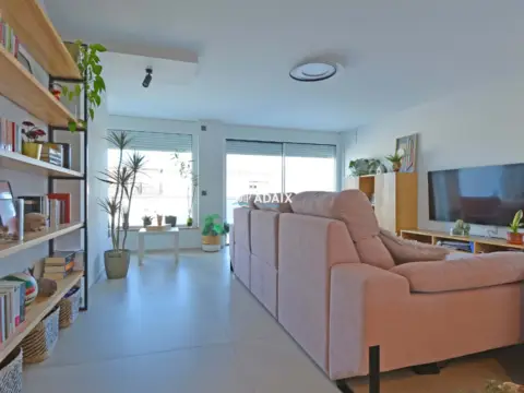 Piso en calle de Nisa, 9