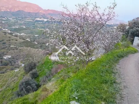Terreno en , Cerca del Mar, en El Campo, Cerca del Pueblo