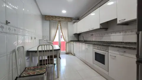 Piso en Avenida de Colón