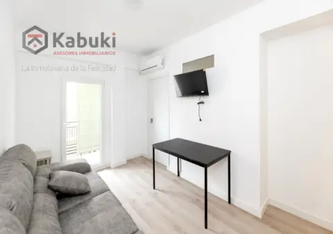 Piso en calle Doctor Víctor Escribano, 10