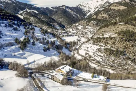 5-bedroom house for sale in La Massana · 54 of 60