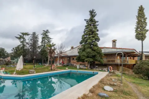 Casa en La Raya del Palancar-Guadamonte