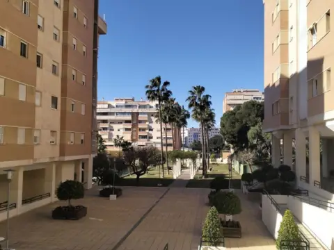 Piso en El Cónsul-El Romeral-La Colonia Santa Inés