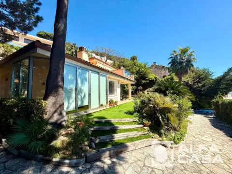 Chalet en Carrer de la Cala