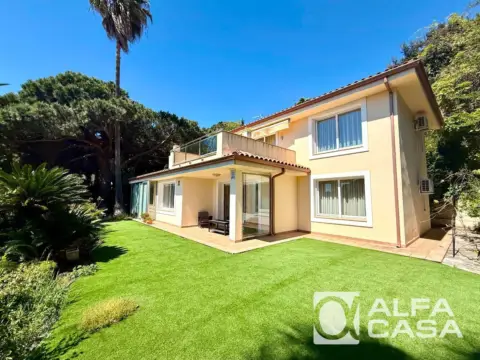 Chalet en Carrer de la Cala