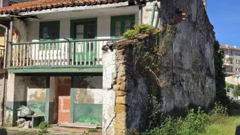 Casa en calle de Piélagos, 7