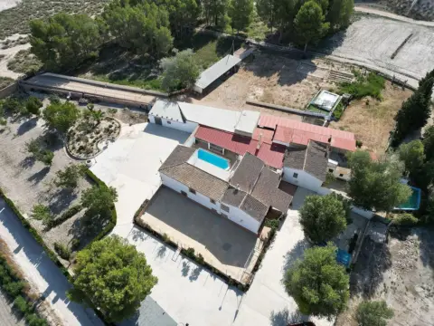Finca rústica en Villena