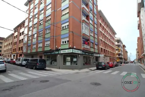 Local comercial en calle de la Independencia, 14