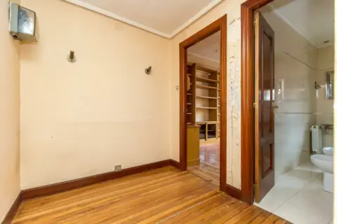 Piso en calle de León de Uruñuela, 6