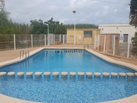 Casa adosada en calle Plaza de Lestany, 11