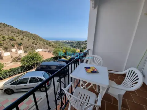 Apartamento en , Zona Comercial, Zona Residencial, Cerca del Pueblo