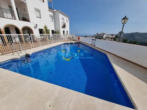 Apartamento en , Zona Comercial, Zona Residencial, Cerca del Pueblo