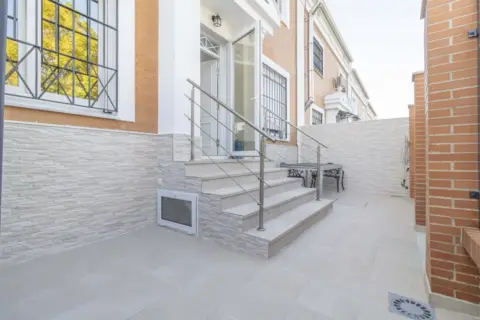 Casa en Entrenúcleos