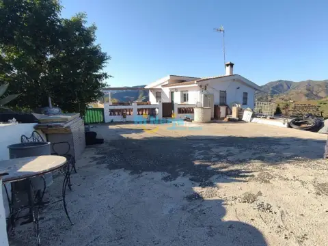 Casa en , en El Campo, Zona Rural, Montaña