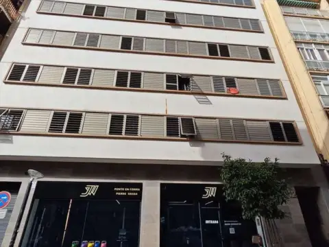 Piso en calle de Melchor Almagro