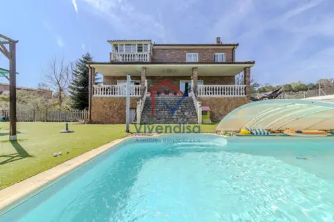 Chalet en calle de Valdehondilo