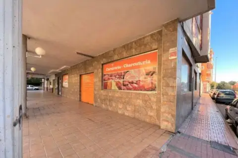 Local comercial en calle calle Alcalde Diego Riquelme Rod, nº 2