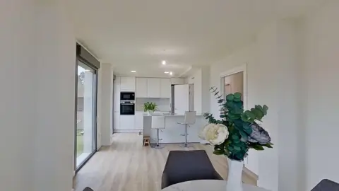 Casa en calle Avda Mies de Domañas 2. Santa Cruz de Bezana