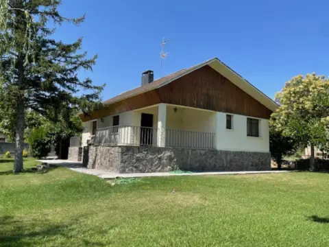 Chalet en Las Lomas del Gallego (Ctra. Huesca)