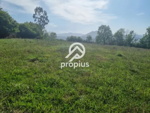 Terreno en Arriondas