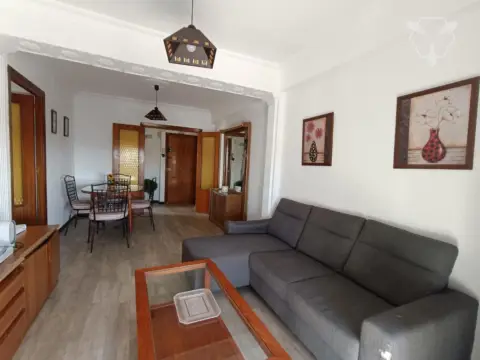 Piso en Perez Cubillas