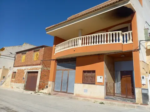 Casa en calle del Pino, 34