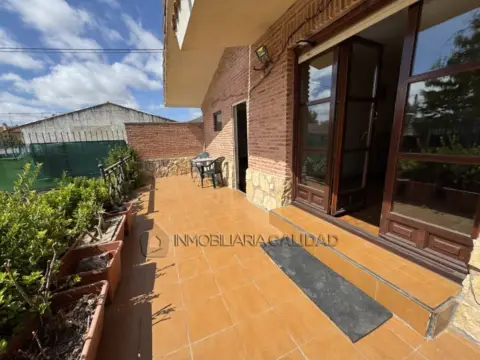 Casa en Area Quintanilla