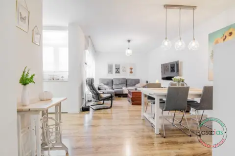 Piso en calle Darío Regoyos, 5