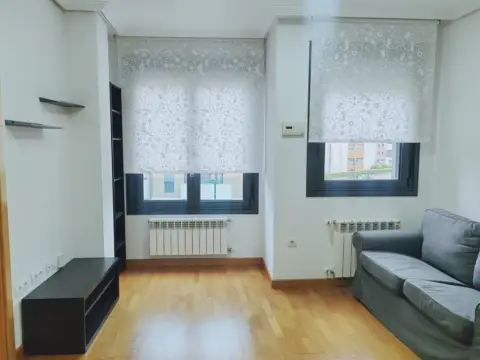 Piso en Ciudad-Naranco-Vallobín