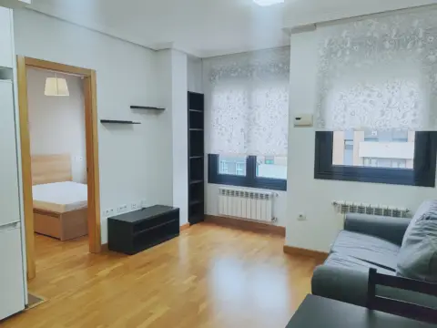 Piso en Ciudad-Naranco-Vallobín