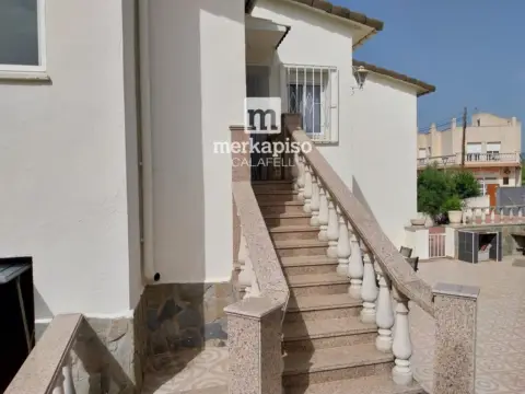 Casa adosada en La Muntanyeta-La Franquesa