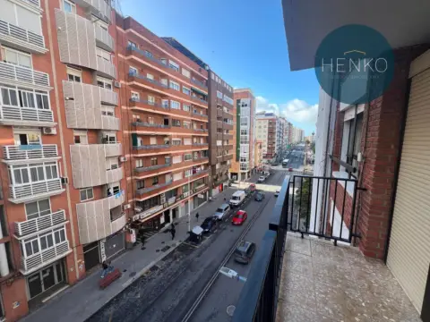 Piso en Avenida del Alcalde Federico Molina Orta