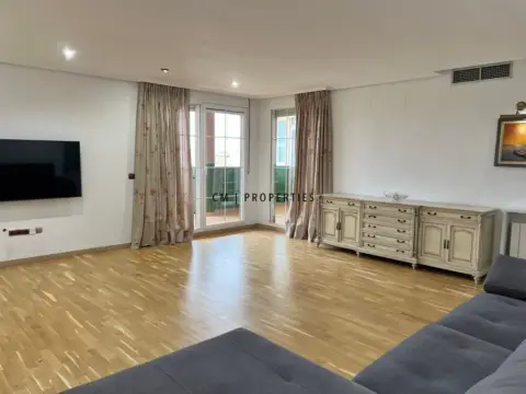 Piso en Quatre Carreres