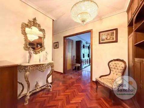 Piso en Circular-Vadillos