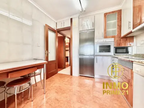 Piso en calle Ps General Davila, nº 66