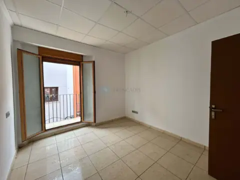 Piso en calle Esglesia