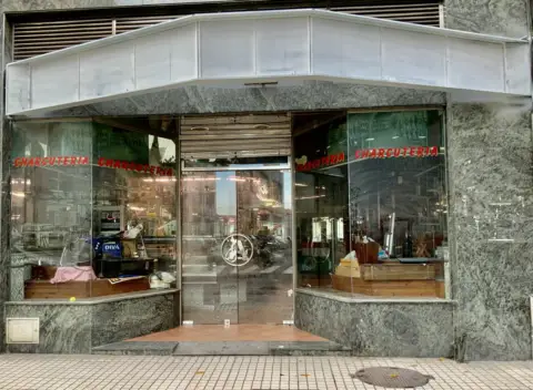 Commercial space in calle de José Posada Herrera, 15
