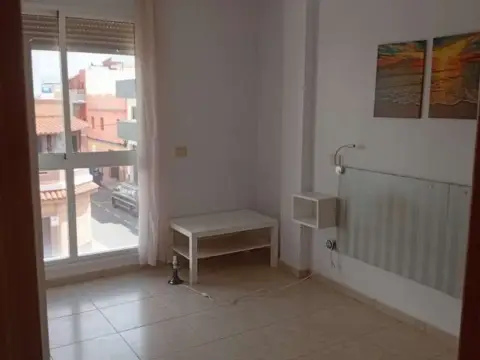 Piso en calle Alfredo Calderón