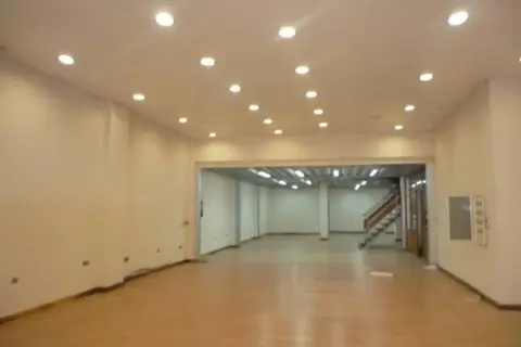 Local comercial en calle de Huesca
