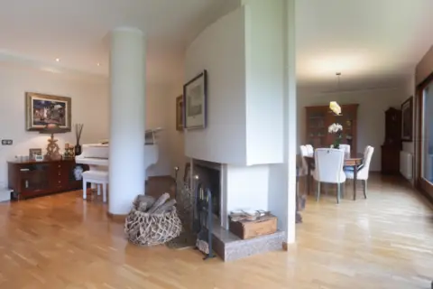 Chalet en Santa Coloma