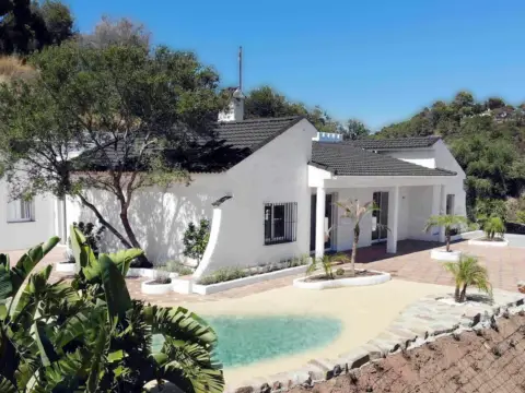 Terreno en Autopista del Mediterráneo