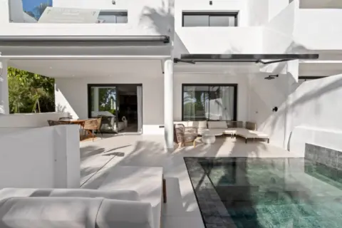 Dúplex en El Paraíso-Atalaya-Benamara