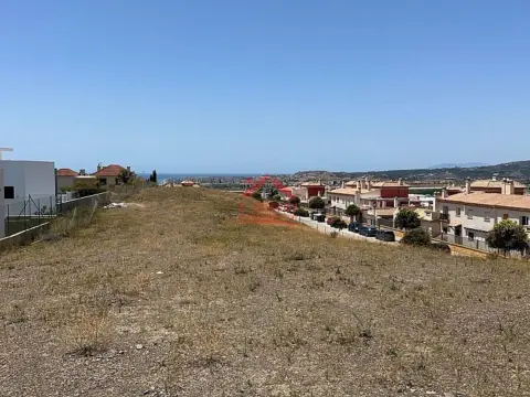 Land in , Campo de Golf, Puerto Marítimo, Zona Residencial, Urbanización, Cerca del Pueblo