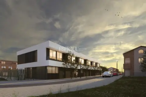 Casa adosada en Carrer de Damià Puig