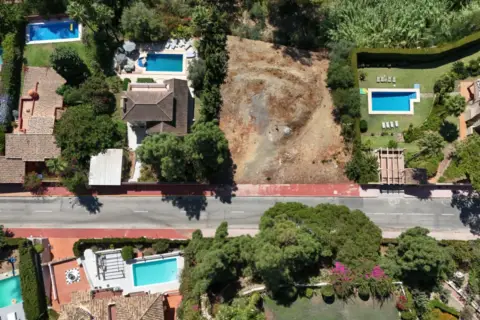 Terreno en Urbanización Cortijo