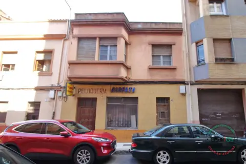 Casa en calle del Profesor Miguel Ángel González Muñiz