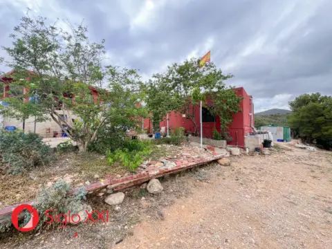 Finca rústica en Sierra Engarcerán